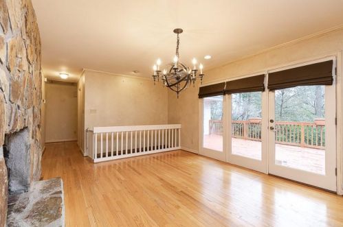 825 Moores Mill Rd, Atlanta GA  30327-1544 exterior