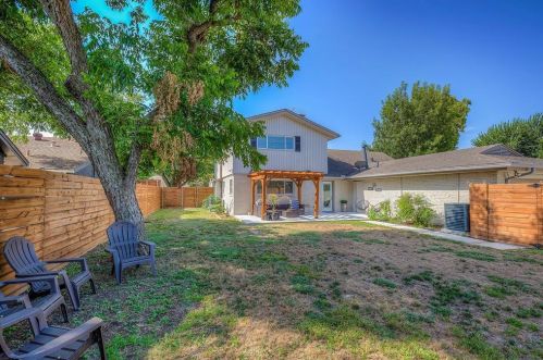 3249 Chapel Downs Dr, Dallas TX  75229-5836 exterior