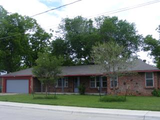 5710 Randolph Ct, Fort Worth TX  76114-4222 exterior