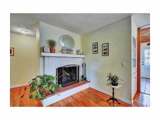 5 Boylston St, Westerly, RI 02891-3105