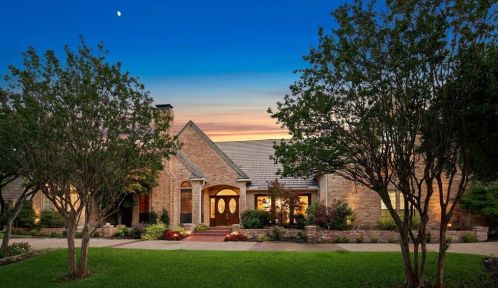5522 Harbor Town Dr, Dallas, TX 75287-7411