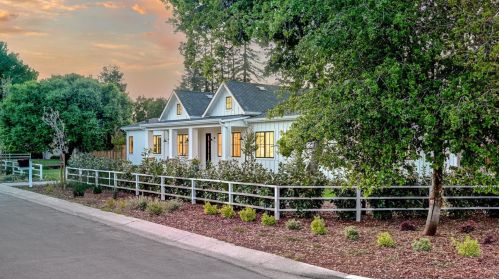831 Arroyo Rd, Los Altos, CA 94024-3103