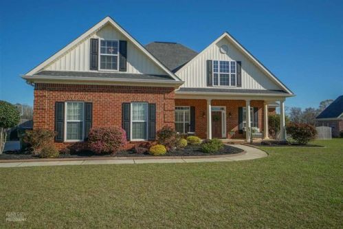504 Altamaha Way, Bonaire, GA 31005-2511