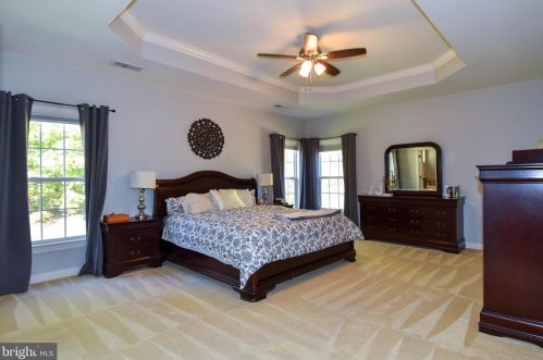 16534 Louisville Pl, Woodbridge VA  22191-4452 exterior
