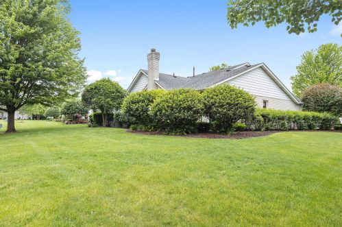 9701 Hummingbird Hill Dr, Orland Park, IL 60467-5558