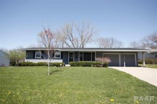 2017 Riviera Dr, Peoria IL  61614-3349 exterior