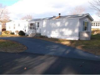 42 Hawaii Ln, Rochester, NH 03867-5278