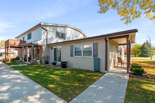 19548 115th Ave, Mokena, IL 60448-1820