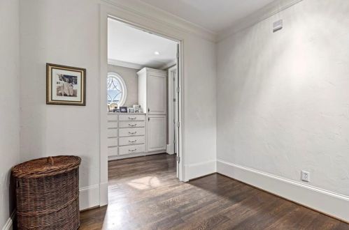 395 Beverly Rd, Atlanta GA  30309-2728 exterior