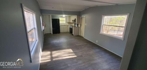 1000 Victoria Landing Dr, Holly Springs, GA 30189-1482