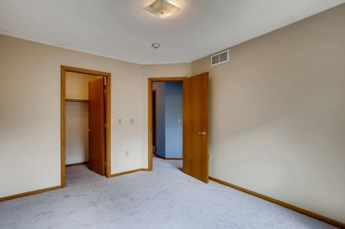 3236 Edgerton St, Saint Paul MN  55127-5032 exterior