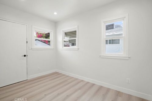 1710 Glenwood Rd, Glendale CA  91201-1812 exterior