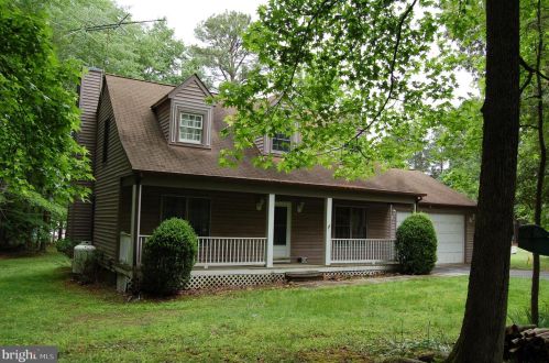 56 Moody Creek Rd, Bumpass, VA 23024-4623