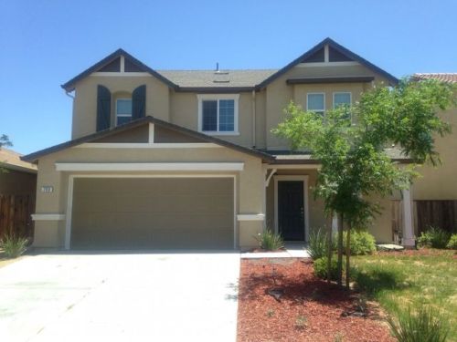 753 Hacienda St, Madera, CA 93638-9356