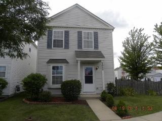 2005 Union Mill Dr, Aurora, IL 60503-5446