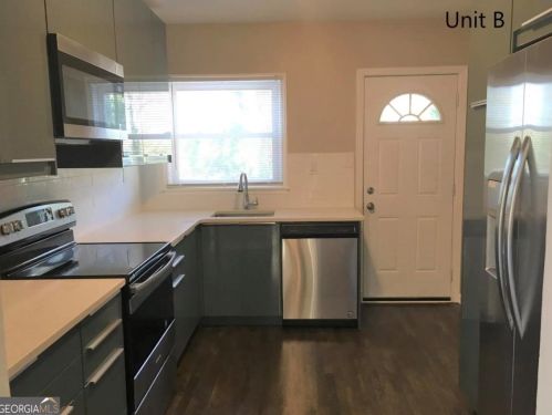 2039 Brewer Blvd, Atlanta GA  30310-5056 exterior