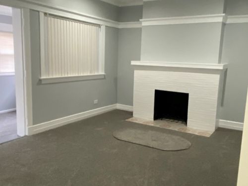 7540 Oglesby Ave, Chicago, IL 60649-3314