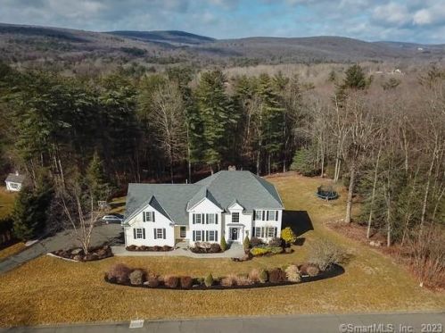29 Holcomb Hill Rd, Granby, CT 06090-1604