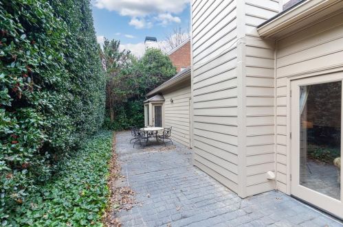 2873 Bainbridge Way, Atlanta GA  30339-4250 exterior