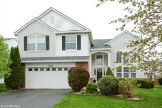 2104 Skylane Dr, Naperville, IL 60564-9474