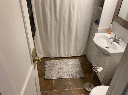 1727 Waiola Rd, Valpo IN 46383-1245 exterior