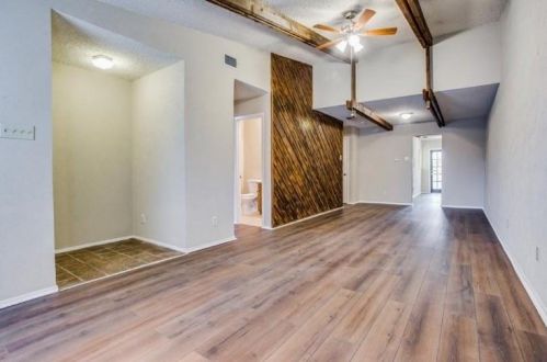 1510 Cherrycrest St, Dallas TX  75228-5140 exterior