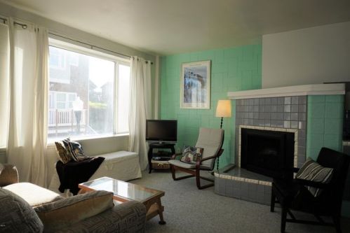 869 Beach Dr, Newport, OR 97365-3548