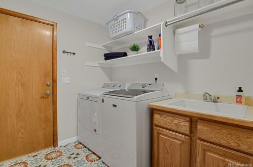 374 Wheat Berry Dr, Erie CO  80516-6824 exterior