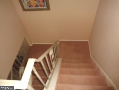 38 Topaz Ln, Trenton NJ 08690-3614 exterior