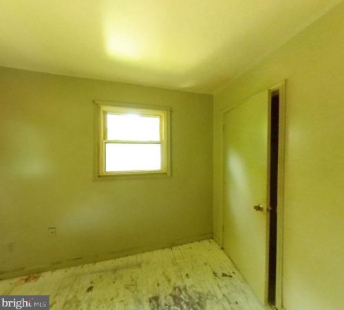 12021 Valleywood Dr, Silver Spring MD 20902-2236 exterior