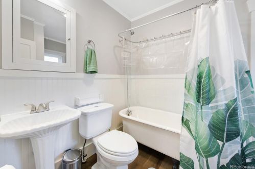 1877 Gilpin St, Denver CO  80210-3305 exterior