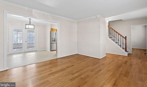 3437 Mount Burnside Way, Woodbridge VA  22192-1014 exterior