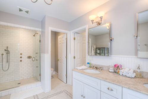 500 Margate Ter, Bannockburn IL  60015-3339 exterior