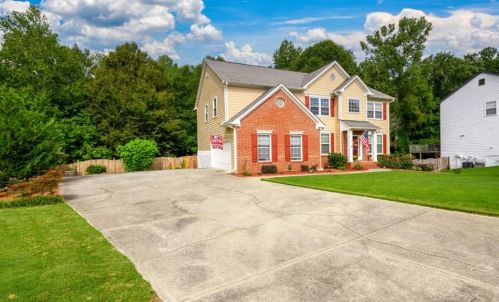 3411 Lost Meadows Ln, Buford, GA 30519-8426