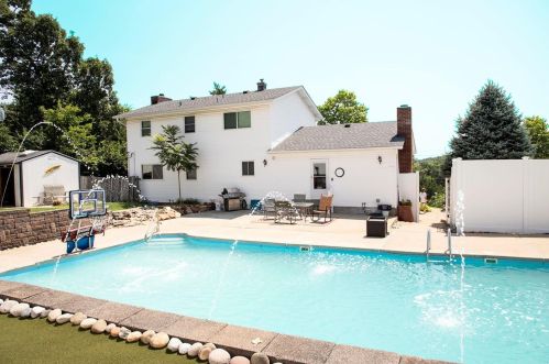 1029 Old Highway 141, Fenton, MO 63026-5640