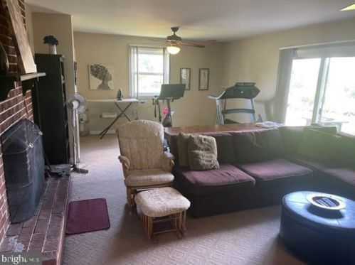 3319 Kilkenny St, Silver Spring MD 20904-1738 exterior