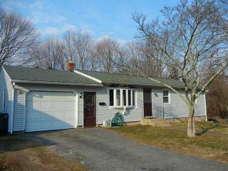 25 Hope Ct, Coventry, RI 02816-7349