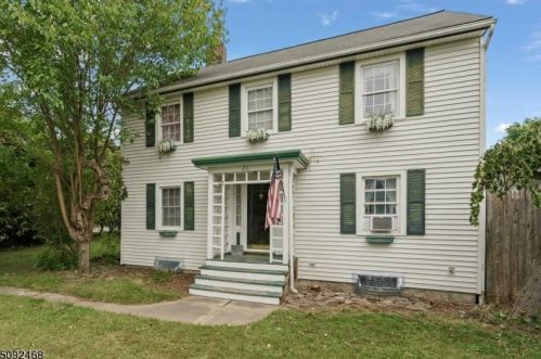 21 Sycamore St, Wantage, NJ 07461-2529