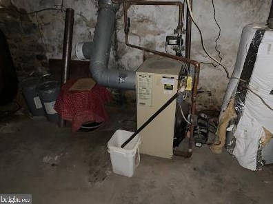 6621 Jackson St, Philadelphia PA  19145-3833 exterior