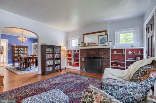 1624 1st Ave, York, PA 17403-1946