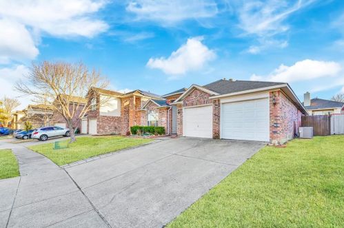 1354 Mill Wood Ln, Garland TX  75040-7580 exterior