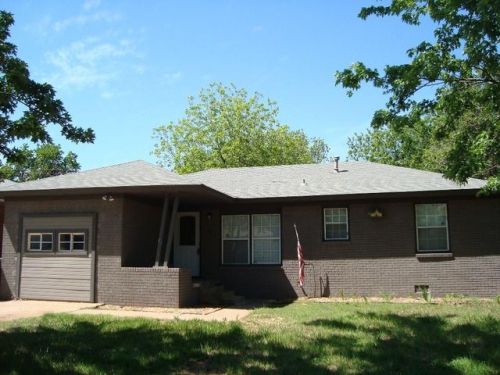 45 14th St, Edmond, OK 73034-3934