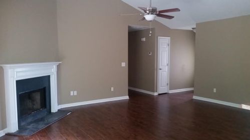 4909 Whitehall Rd, Lula, GA 30554-4702