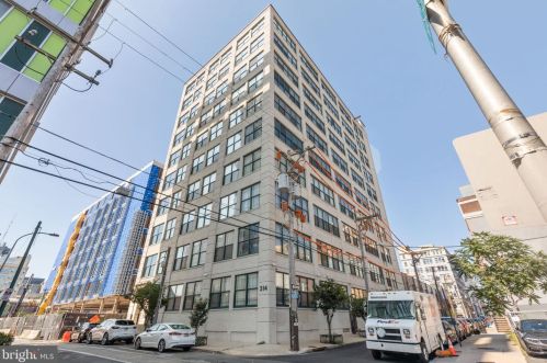 314 12th St, Philadelphia PA  19107-1126 exterior