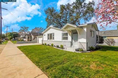1666 Park St, Livermore, CA 94551-6344