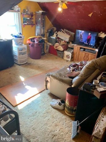 2255 37 St, Camden NJ 08110-2211 exterior