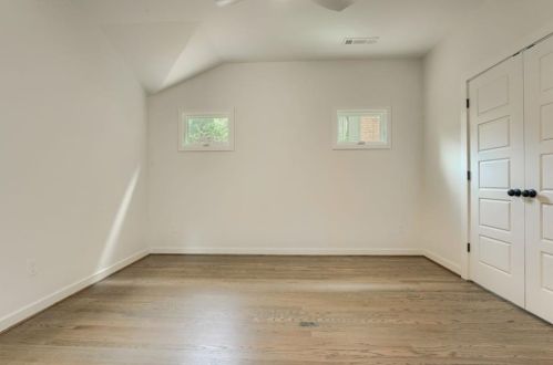 4590 Briarcliff Rd, Atlanta GA  30345-2160 exterior