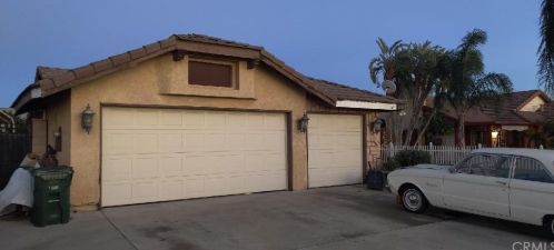 10549 Miami Ave, Bloomington, CA 92316-2660