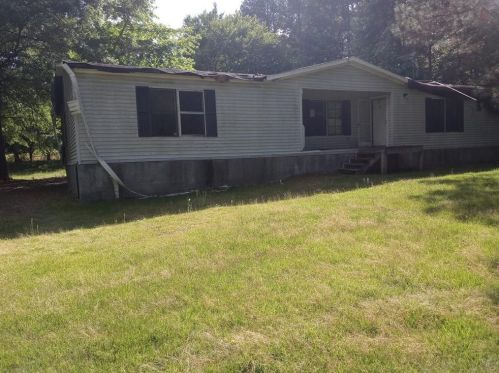 428 Hammond Rd, Statham, GA 30666-2422