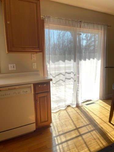 170 County Rd B, Saint Paul MN  55117-1929 exterior